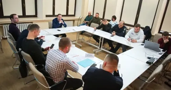 Фото із сайту Красноградської РВА У Харківській ОВА розглянули закупівлі Красноградської РВА, питання доцільності відновлення Циркунівського ліцею на порталі Gromada Group
