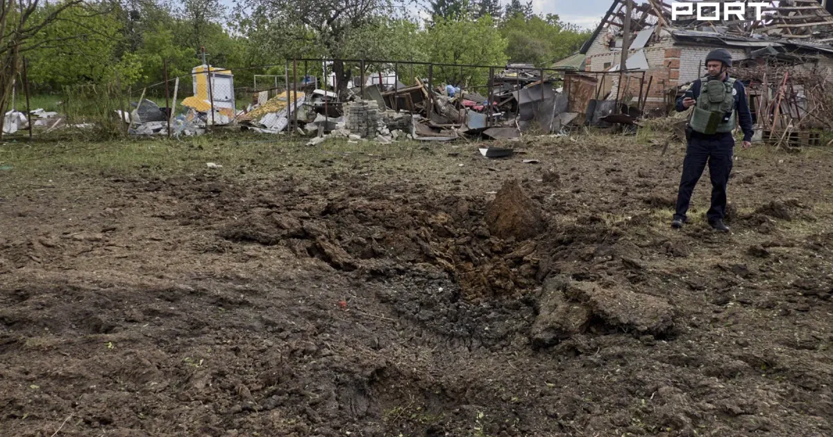 Фото Медіа Порт У Дергачах авіаудар пошкодив спортклуб та приватний будинок: дев’ятеро поранених (ФОТО) на порталі Gromada Group