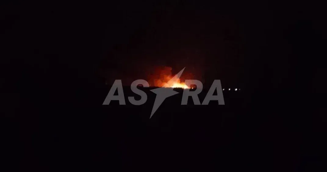 Вибухи на аеродромі «Морозовськ» у Ростовській області Сили оборони вразили склад з КАБами на російському аеродромі «Морозовськ» у Ростовській області на порталі Gromada Group