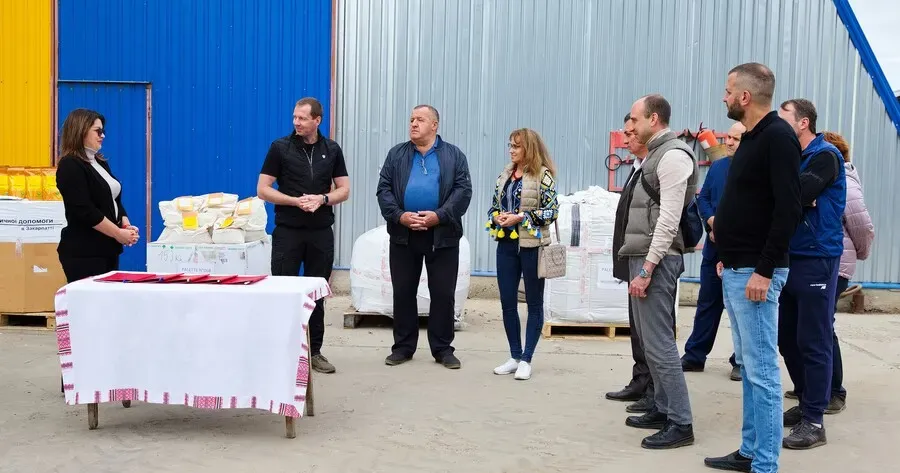 Фото: Харківська ОВА
Харківська ОВА розповіла як фермерам регіону отримати відповідну підтримку від іноземних благодійників.