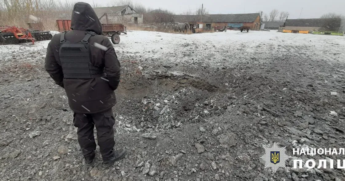 Джерело: поліція Харківщини Наслідки обстрілів Харківщини показали поліцейські (фото) на порталі Gromada Group