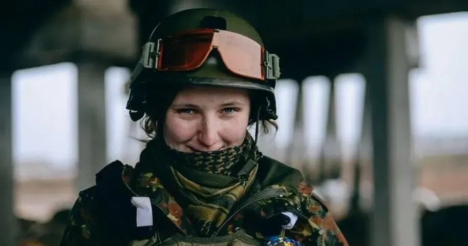 Жінки в ЗСУ. Фото ілюстративне Фемінізм – рух за права, визнання та рівність: історія, сьогодення, жінки в російсько-українській війні на порталі Gromada Group