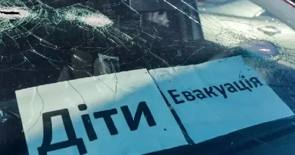 Мешканці Борової вимушені залишати свої домівки Офіційно евакуація не проводиться, люди виїздять самостійно