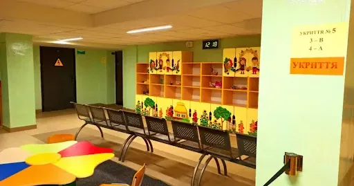 Фото ілюстративне На Харківщині оголосили тендер на будівництво трьох укриттів у школах. Вартість завищена - вважає ХАЦ на порталі Gromada Group