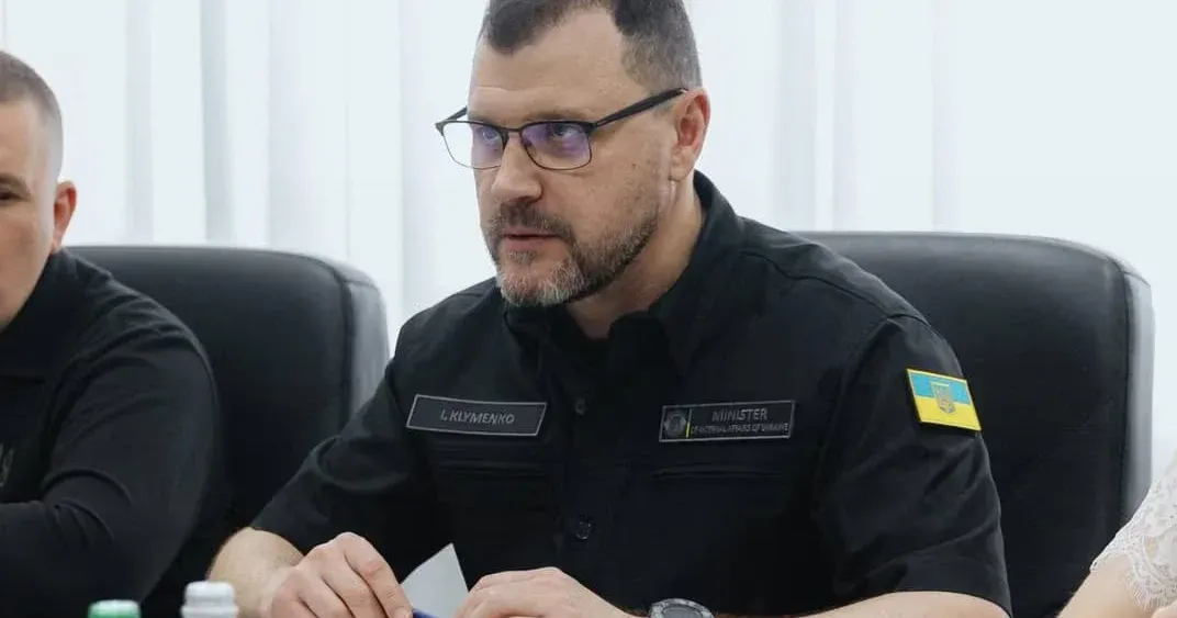 Міністр внутрішніх справ Ігор Клименко. Фото - телеграм / Ігор Клименко Клименко: 90% рятувальників та поліцейських заброньовано на порталі Gromada Group