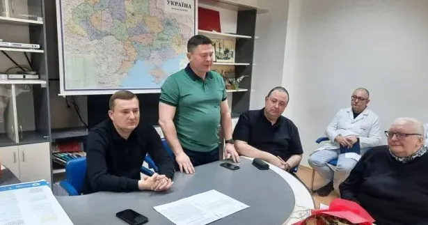 Фото пресслужби Харківської міськради Директором КНП «Міська клінічна лікарня швидкої та невідкладної медичної допомоги ім. проф. О. І. Мещанінова» призначено Євгенія Благовещенського. Відповідне розпорядження підписав Харківський міський голова Ігор Терехов.