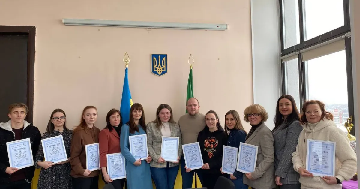 Головна світлина новини на сайті Gromada Group 27 харків’ян пройшли триденний тренінг за програмою «Молодіжний працівник» на порталі Gromada Group
