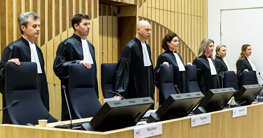 У Нідерландах сьогодні відбулося засідання суду щодо оголошення вироку у справі про збитий 17 липня 2014 року в небі над Донбасом пасажирський лайнер МН17 Малайзійських авіаліній