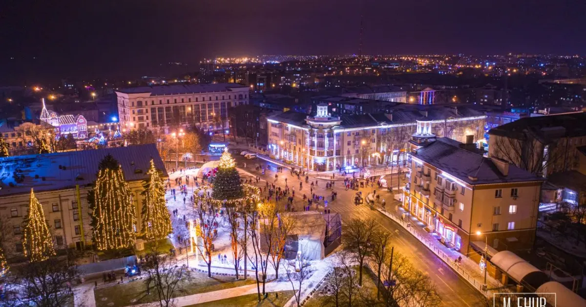 Ми звільнимо та відбудуємо місто Марії. Можливо Маріуполь стане навіть красивішим, ніж до війни. Війни, яку росія розв’язала проти України, зруйнувавши це чудове українське місто та вбивши його мешканців. Але Маріуполь вже ніколи не буде таким...