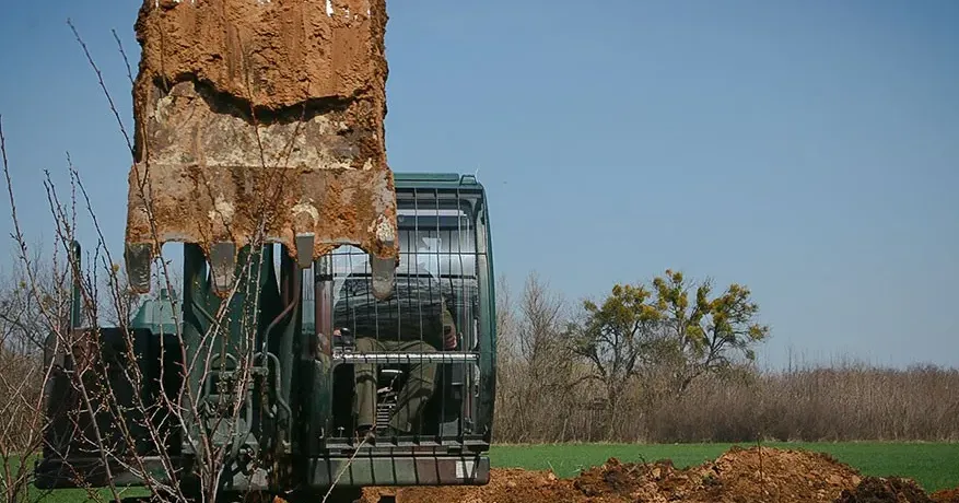 На Куп’янському напрямку прикордонники бригади Гвардії Наступу “Сталевий кордон” уразили екскаватор окупантів. Влучним ударом будівництво ворожих фортифікаційних споруд зупинили на тривалий час.