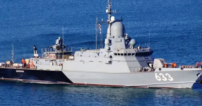 Російський ракетний корабель пішов на дно після удару ATACMS. Фото: t.me/Crimeanwind "Калібри" більше не носитиме: ракетоносець РФ "Циклон" пішов на дно після удару ATACMS на порталі Gromada Group