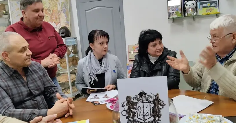 Сергій Мельникофф під час зустрічі у харківському Музеї дитинства. Фото автора Сергій Мельникофф під час зустрічі у Харкові. Фото автора