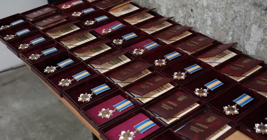 Фото Пресслужба Східного територіального управління Національної гвардії України 22 ордени «За мужність» вручили родинам загиблих військовослужбовців на порталі Gromada Group