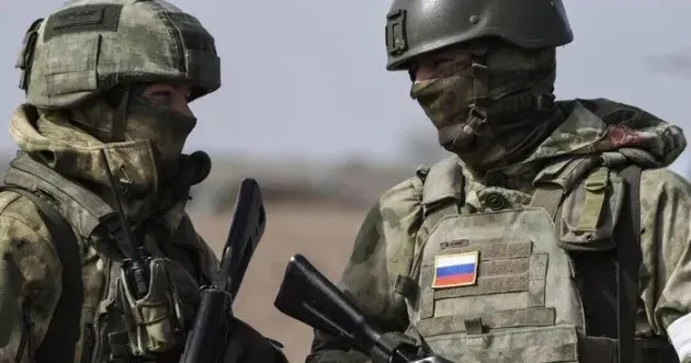 Фото ілюстративне: російські окупанти оприлюднили імена російських військових, які стратили 68-річного чоловіка на Харківщині на порталі Gromada Group