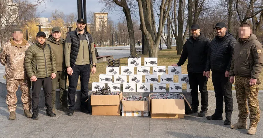 Джерело: Харківська ОВА Захисники Харківщини отримали нові дрони та турнікети на порталі Gromada Group