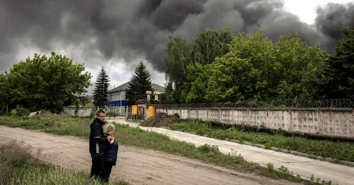Вибух у Харкові у травні. Фінбар О'Райлі для The New York Times. Світова преса заступилася за Харків, ворожі мотоцикли піднімають пил на сході, поляки готуються до війни... на порталі Gromada Group