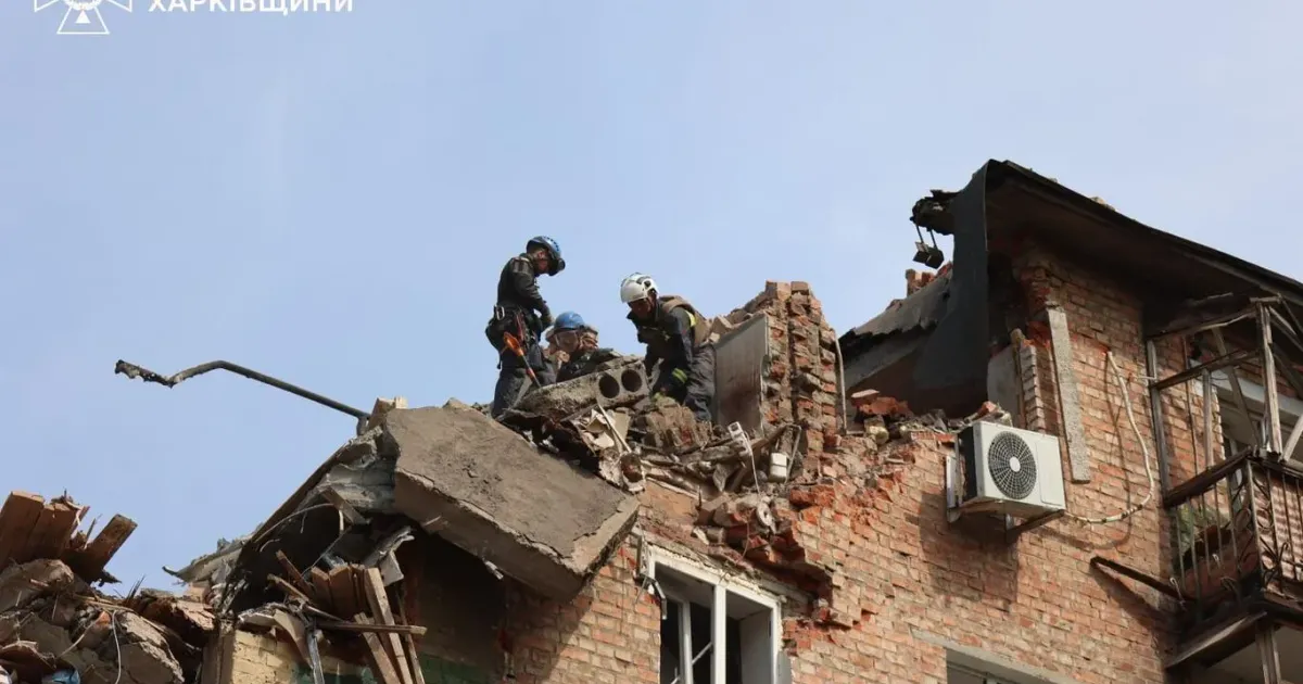 Фото ДСНС України Наслідки нічного обстрілу Харкова: для впізнання деяких тіл знадобиться експертиза ДНК на порталі Gromada Group